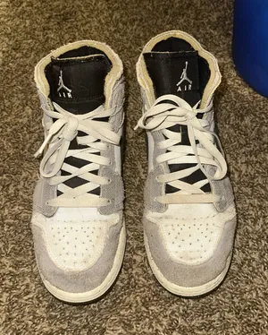 Jordan 1 Mid SE thumbnail 1