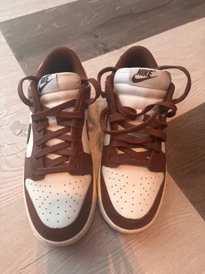Nike Chocolate Brown and Cream Sneakers thumbnail 7