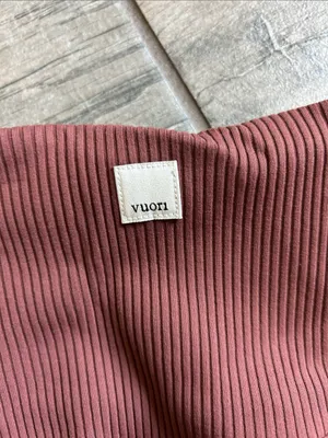 Vuori Ribbed High-Waist Biker Shorts thumbnail 4