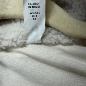 Lululemon Scuba Oversize Half Zip Sherpa Sweatshirt M/L Ivory Fleece Funnel Neck thumbnail 13