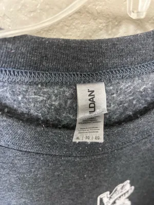 Gildan I heart vet med sweatshirt thumbnail 3