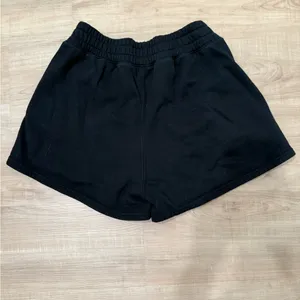 Hollister Shorts! thumbnail 2