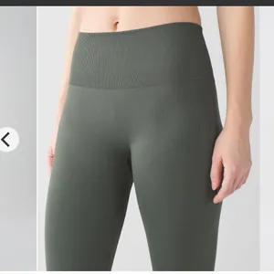 Lululemon zone in crop gator‎ green XS $118 NWOT thumbnail 11