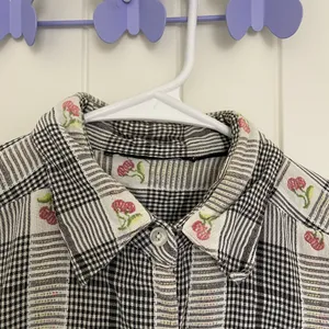 Vintage adult black cream checkered plaid cherry embroidered button‎ down shirt thumbnail 3