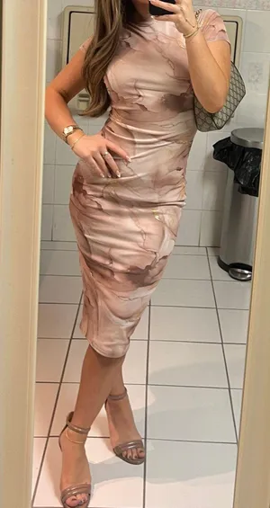 Windsor Mid Dress thumbnail 1