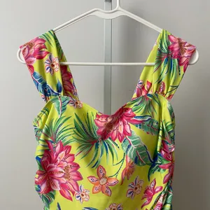 Caribbean Joe L Yellow One Piece‎ Swimsuit Floral Tropical Ruched Swimwear thumbnail 2