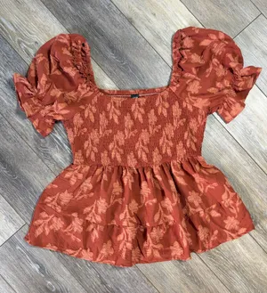 SHEIN Floral Smocked Square Neck Puff Sleeve Peplum Top thumbnail 1
