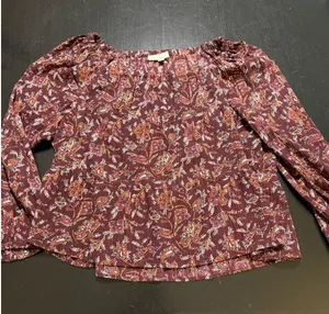 LOFT Women XL Burgundy Floral Paisley Peplum Blouse Long Sleeve Crinkle Top thumbnail 1
