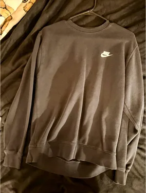 Nike Crewneck thumbnail 1