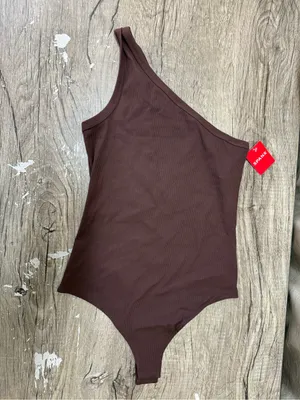 NWT Spanx Ribbed One Shoulder Bodysuit Raisin Brown Top‎ Size small thumbnail 3