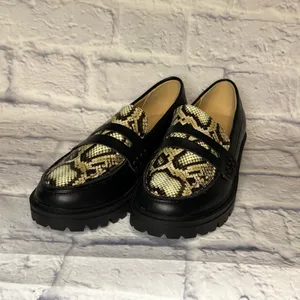 Journee Collection Black and Snake Pattern Loafers thumbnail 2