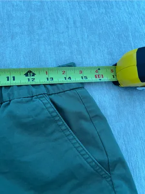 J. Crew Pull On Short in Lightweight Chino in Green Size Small thumbnail 2