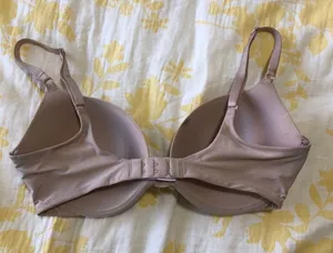 Victoria’s Secret Nude Push-Up Bra thumbnail 2