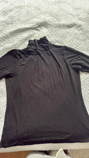 Black long sleeve shirt thumbnail 2