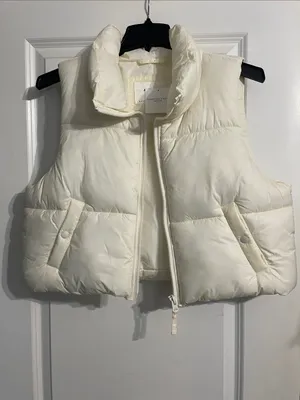 NEW! Cropped American Eagle Cream Puffer Vest Size XL NWT thumbnail 6