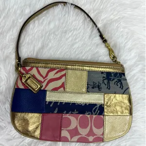 COACH Multicolor Patchwork wristlet thumbnail 1