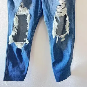 Hollister‎ Women's Cotton Curvy High Rise Mom Distressed Jeans 32 thumbnail 5