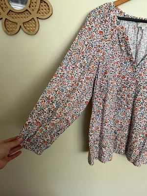 Loft outlet floral blouse (L) thumbnail 2