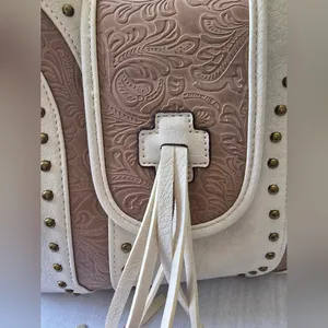 Western‎ Style Embossed Ivory/Tan Shoulder Bag thumbnail 5