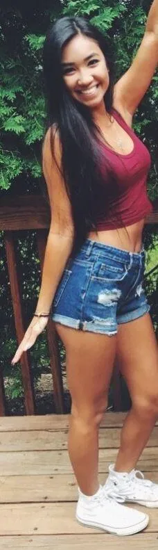 PacSun Crop Top thumbnail 1