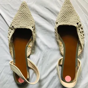 Zara Basic Collection Sandals.Size :38 thumbnail 1