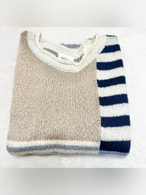New Me Striped Colorblock Bell Sleeve Sweater Size Medium thumbnail 8