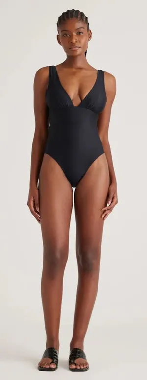 New Quince Italian Plunge One-Piece Swimsuit in Black Size Medium MSRP $49.90 thumbnail 1