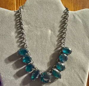 Jewelmint Green Jeweled Statement Necklace thumbnail 1