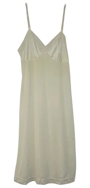 Vanity Fair Vintage Full Slip Lace Trim Ivory Cream Lingerie bridal coquette thumbnail 1