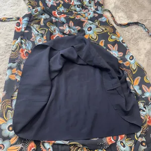 Ann Taylor Loft Floral Cold Shoulder Maxi Dress Navy Blue‎ Large Wrap Tie Waist thumbnail 14
