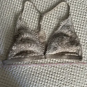 Elegant Lace Bralette in Brown thumbnail 6