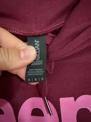 Maroon and pink Jeep girl hoodie M never worn thumbnail 3