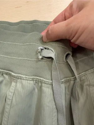 Lululemon Dance Studio Jogger in Green Twill Women’s 10 thumbnail 5