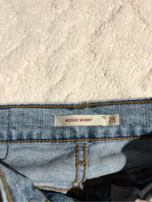 Wrangler skinny jeans size 25 thumbnail 3