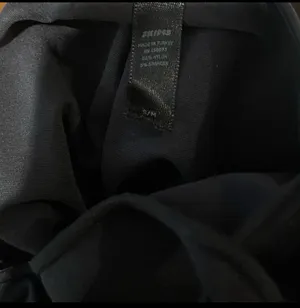 SKIMS NWOT Raw Edge Bodysuit S/M Black thumbnail 3
