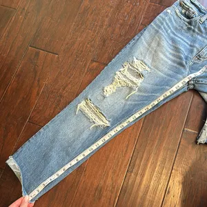 Abercrombie & Fitch Annie High Rise Girlfriend Jeans 29 / 8 thumbnail 4