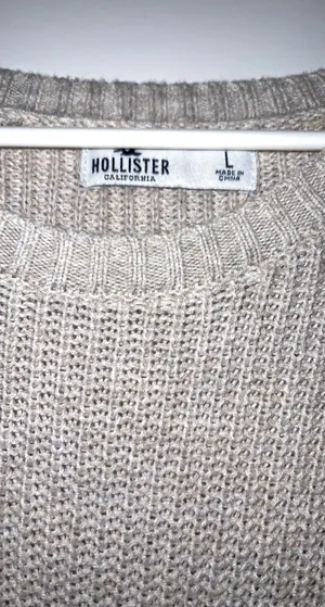 Hollister Sweater thumbnail 2