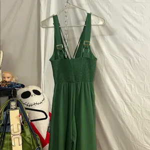 Elegant Green Jumpsuit 💙 Size M thumbnail 2