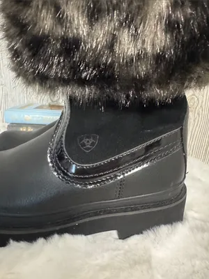 Ariat Fatbaby Black Faux-Fur Cuff Winter Boots thumbnail 3