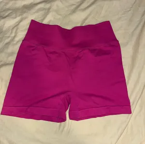 Amazon Scrunch Shorts thumbnail 1