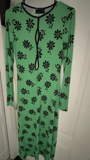 ASOS DESIGN Green Black Floral Maxi Dress Long Sleeve Tie Accent Round Neck 6 thumbnail 1