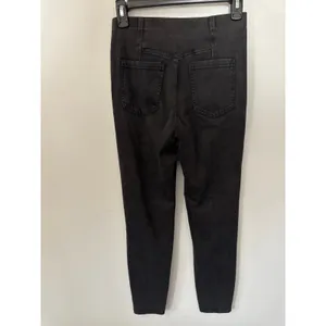 Brand New Halara Women's Size Small Black Pull On Pants Athletic Jeggings thumbnail 2