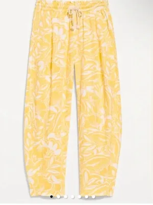 Old Navy High-Waisted Crinkle Gauze Barrel Ankle Pants thumbnail 2