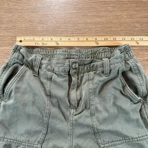 Aerie Women's Utility Shorts XS Green High Rise Frayed Hem Casual thumbnail 4