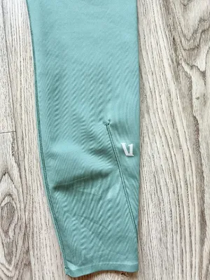 Vuori Women's Evolve Legging in Sea Pine Green Size M thumbnail 7