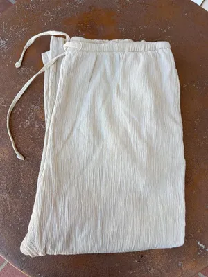 Vtg D&Co. cream textured capri pants sz 2X #basics #eurosummer #boho #vacation thumbnail 5