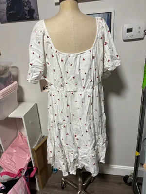 Strawberry printed dress thumbnail 4