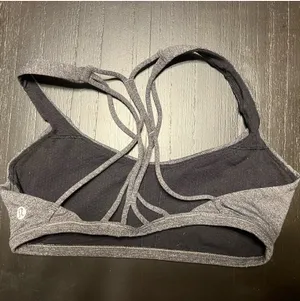 Lululemon Free to Be Bra size 4 thumbnail 2