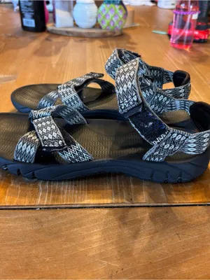 Magellan womens River 11 sport sandals black/white 10 thumbnail 3