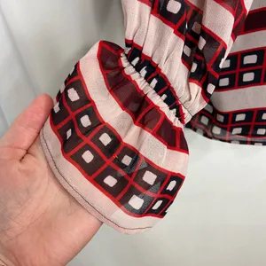 NWOT Ann Taylor LOFT women’s black red elastic sleeve off‎ shoulder blouse XL thumbnail 2